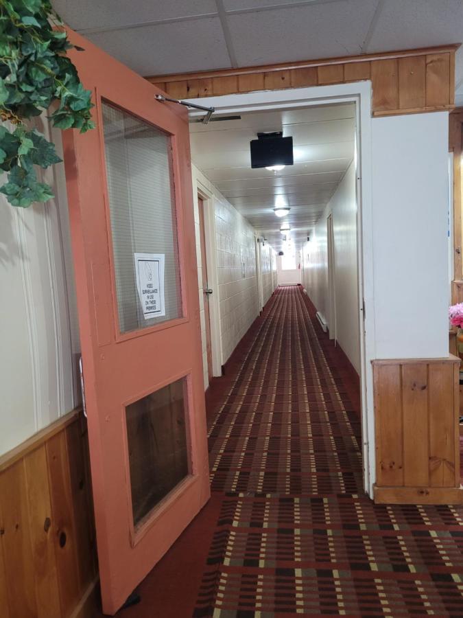 Midtown Hotel Parry Sound Esterno foto