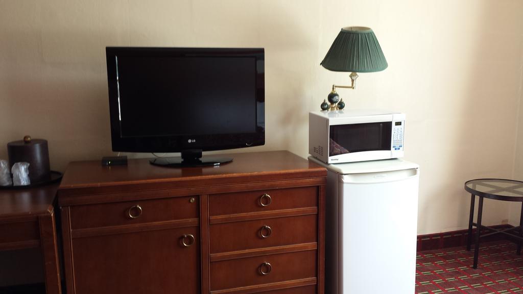 Midtown Hotel Parry Sound Esterno foto